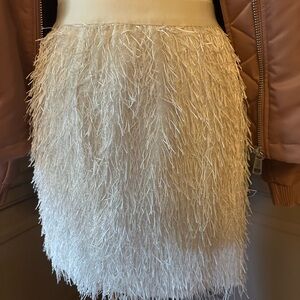 Chic Feathered Mini Skirt in Cream